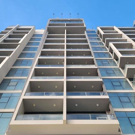 Al Safwa One Apartment Al Hidd Luaran gambar