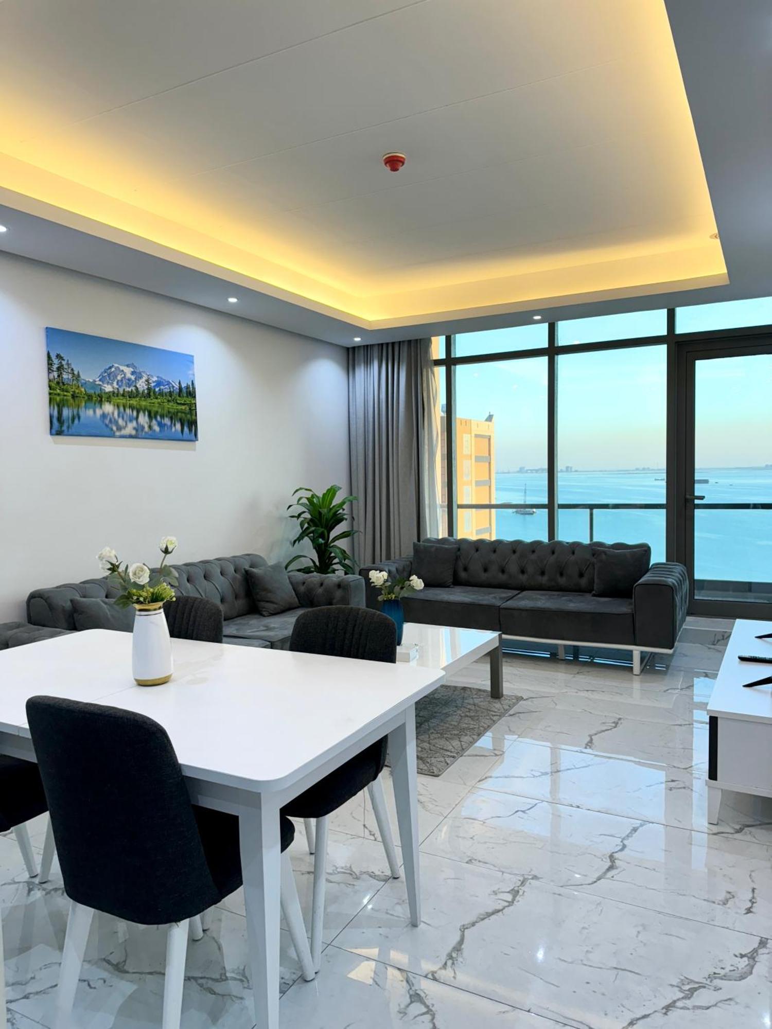 Al Safwa One Apartment Al Hidd Luaran gambar