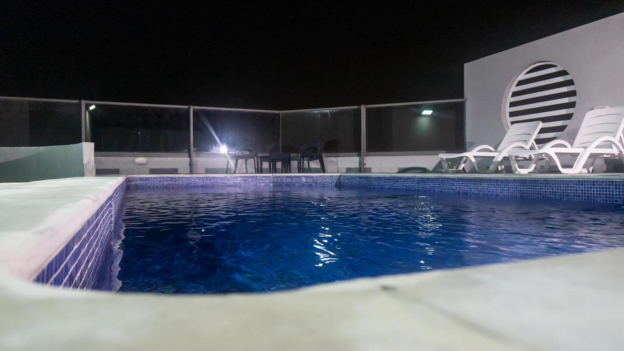 Al Safwa One Apartment Al Hidd Luaran gambar