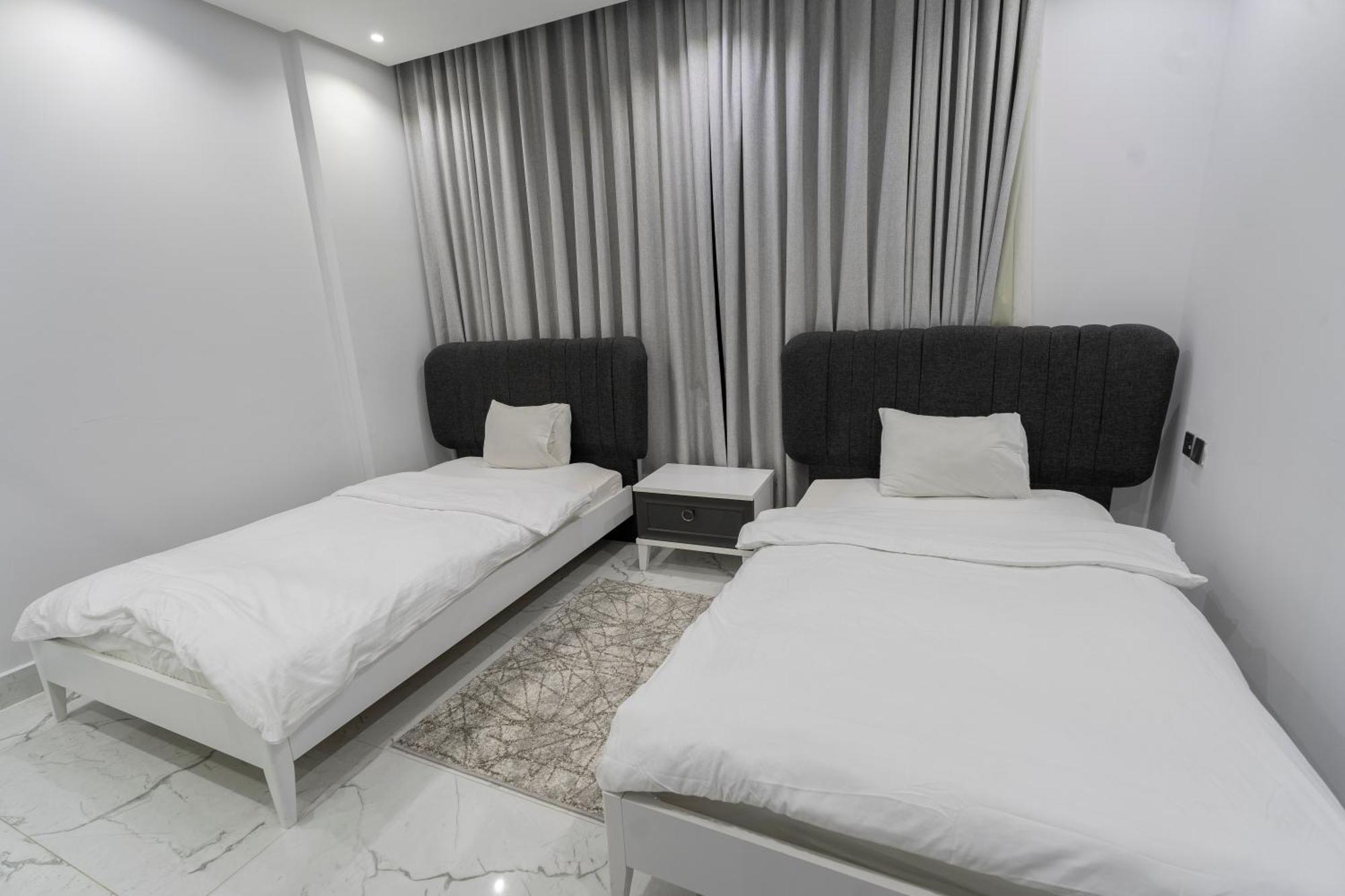 Al Safwa One Apartment Al Hidd Luaran gambar