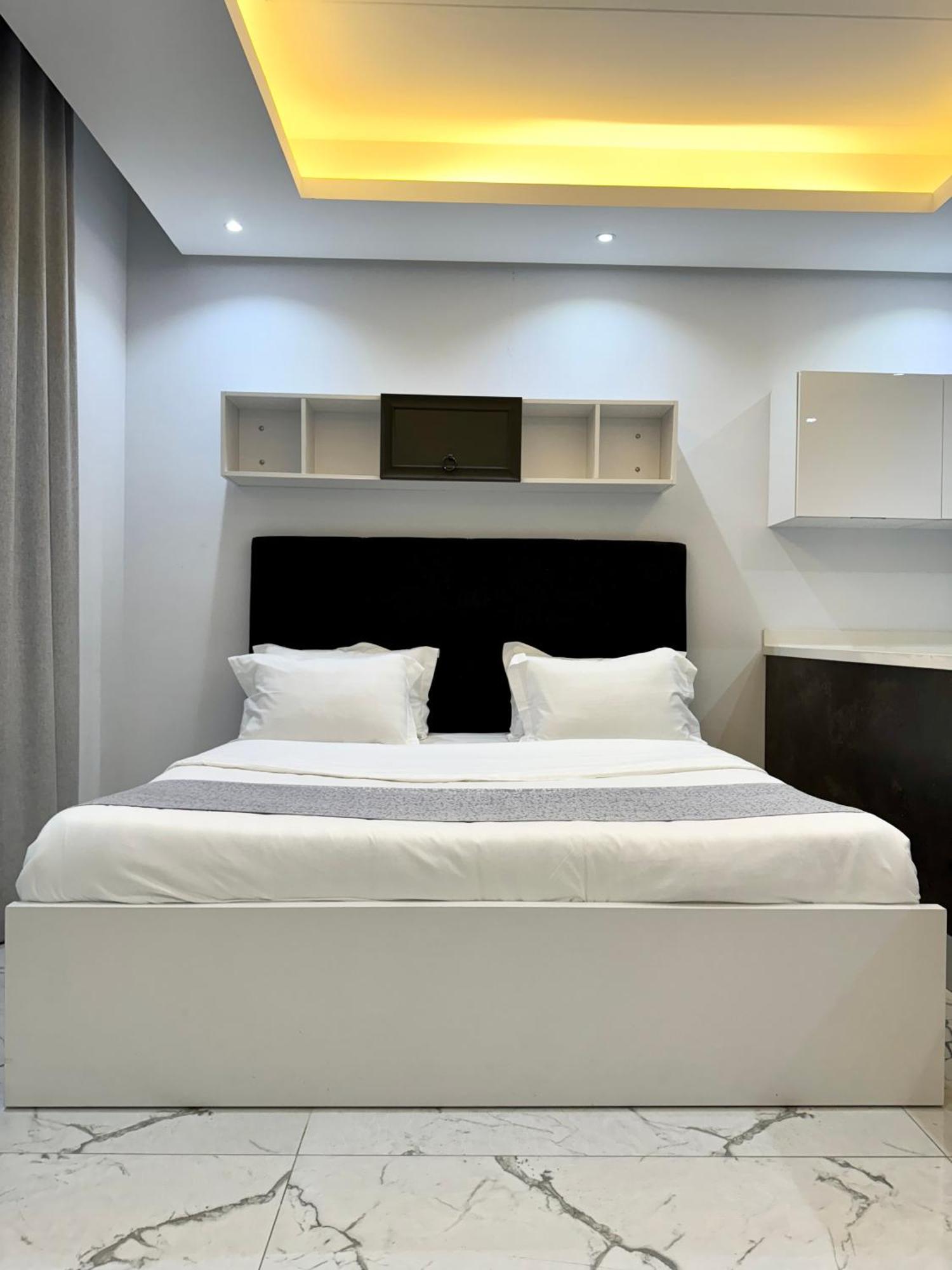 Al Safwa One Apartment Al Hidd Luaran gambar