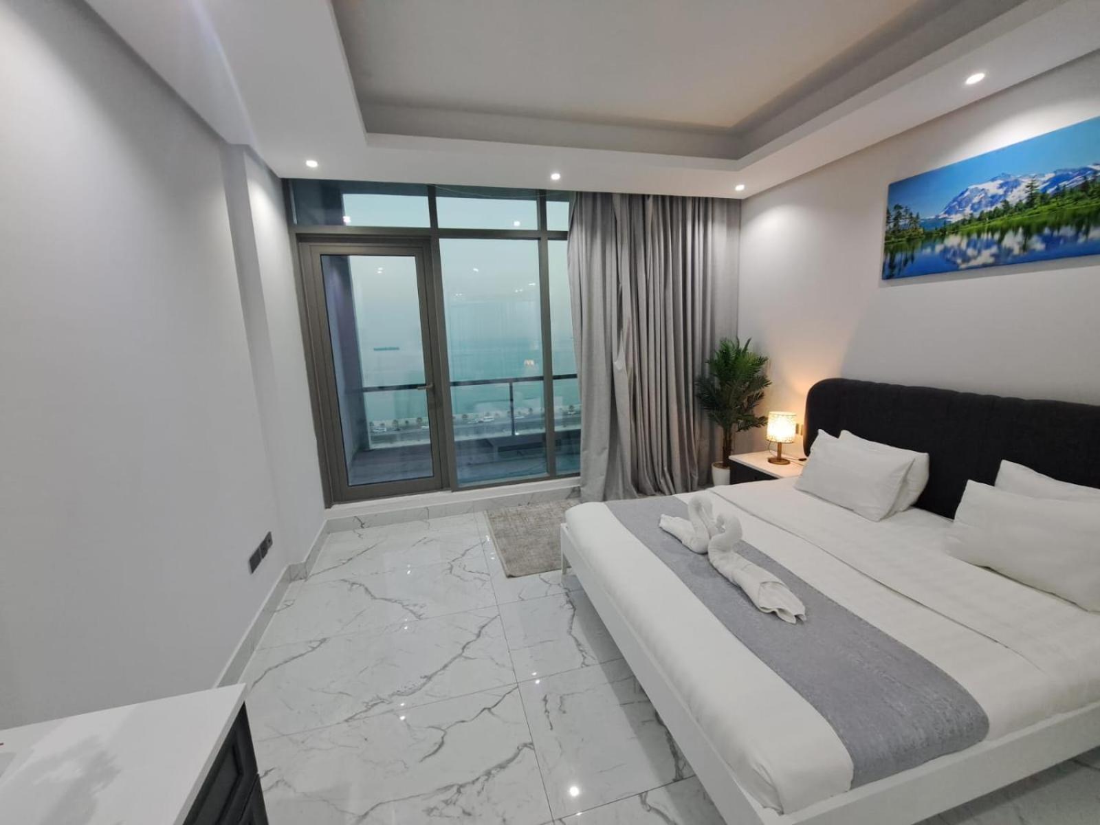 Al Safwa One Apartment Al Hidd Luaran gambar