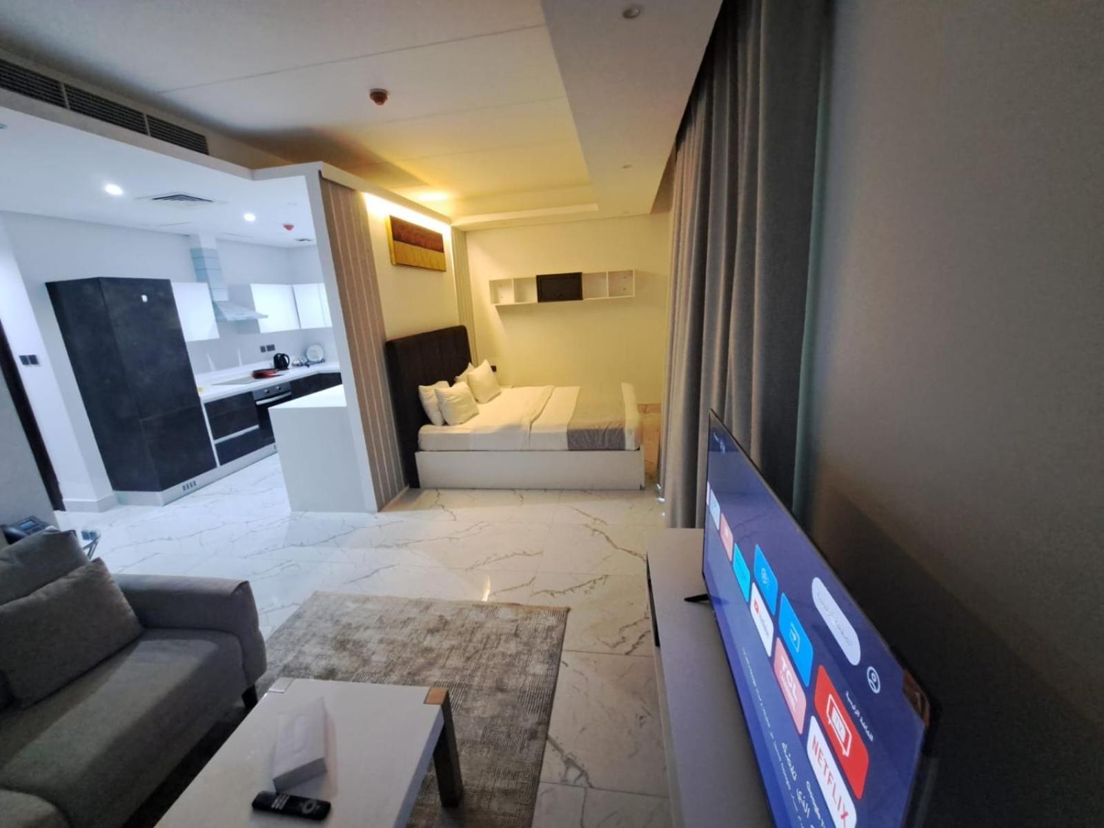 Al Safwa One Apartment Al Hidd Luaran gambar