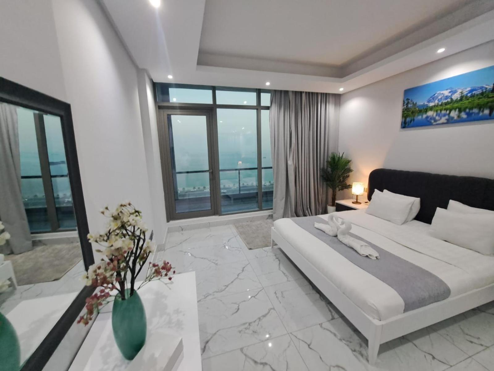 Al Safwa One Apartment Al Hidd Luaran gambar
