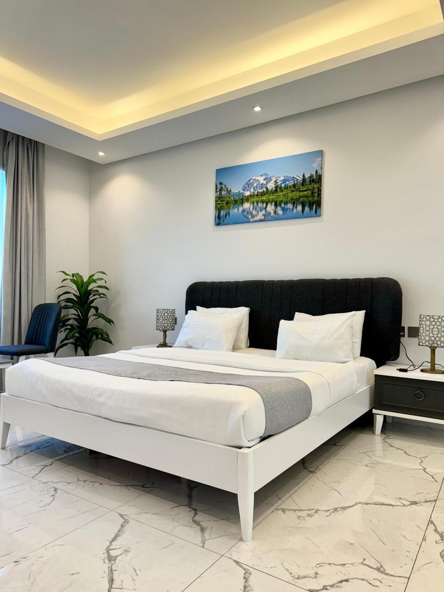 Al Safwa One Apartment Al Hidd Luaran gambar