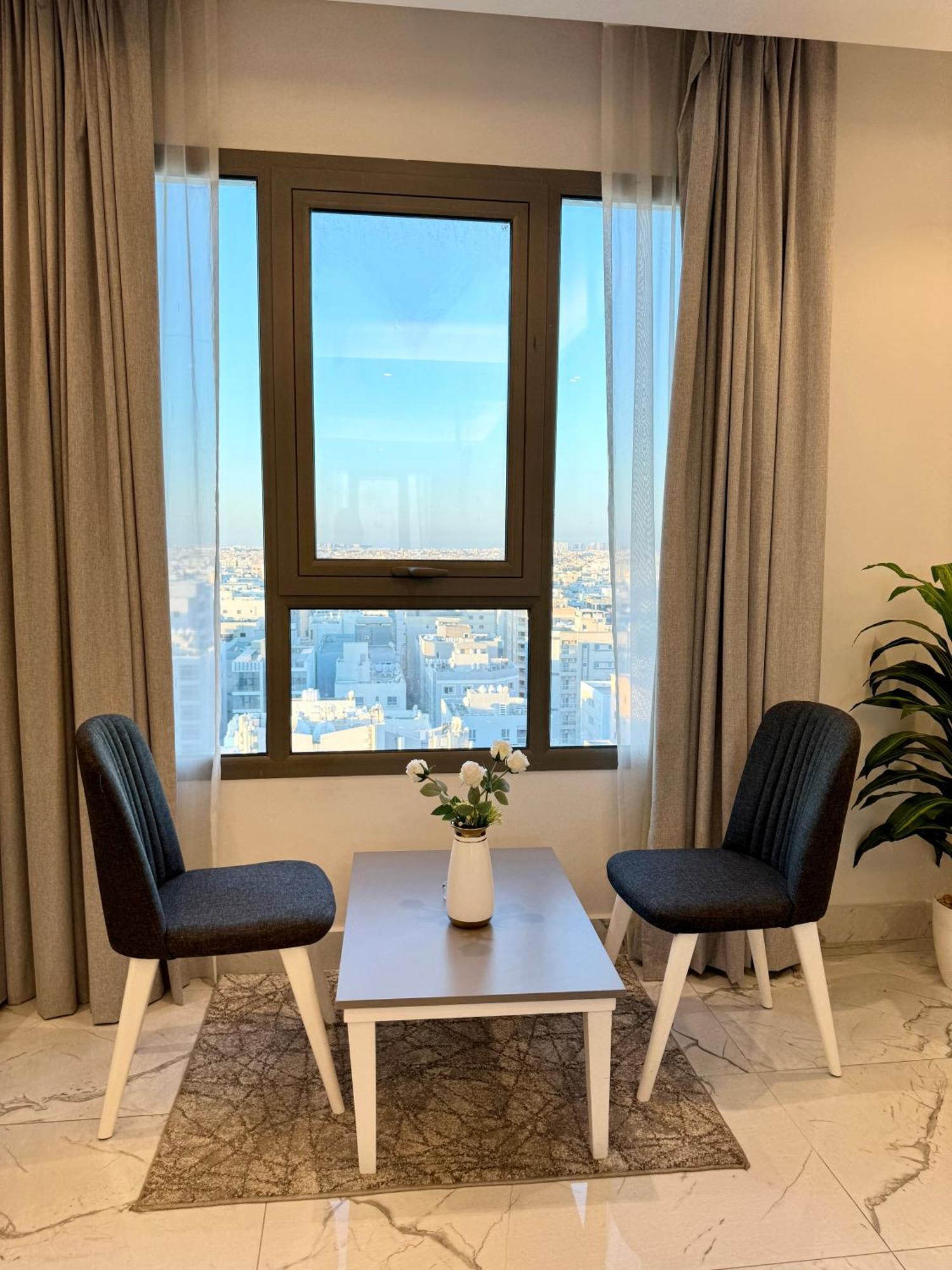 Al Safwa One Apartment Al Hidd Luaran gambar