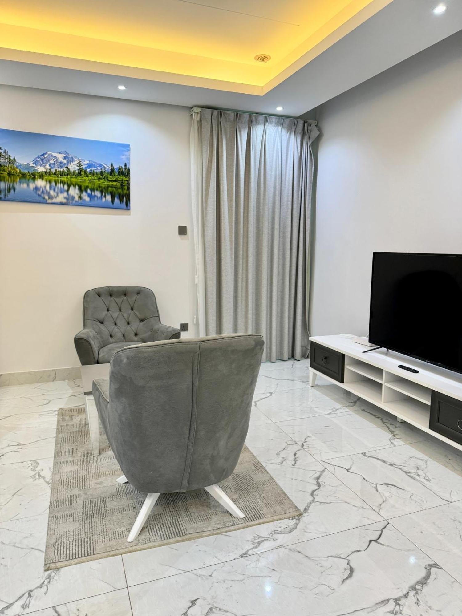 Al Safwa One Apartment Al Hidd Luaran gambar